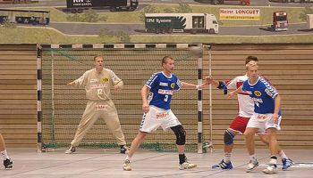 handball3_gross.jpg